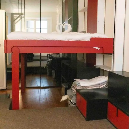 Comfortable With Beautiful Brightness Apartment *