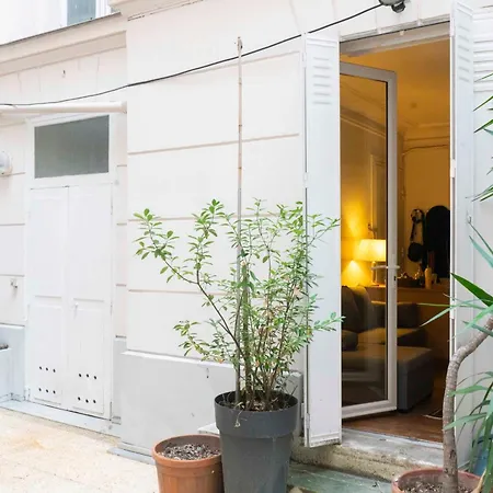 Comfortable With Beautiful Brightness Paris